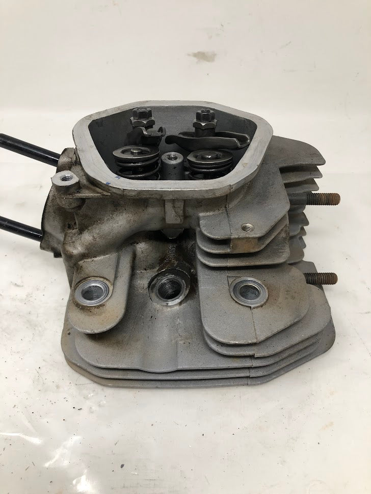 12140 DR Cylinder Head Assembly