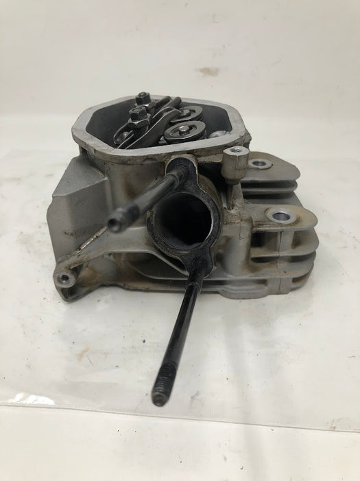 12140 DR Cylinder Head Assembly