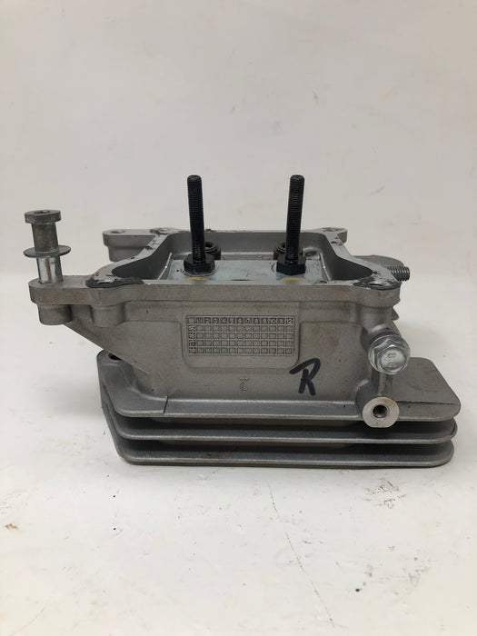 136-7891 Toro RH Cylinder Head + Valve Cover