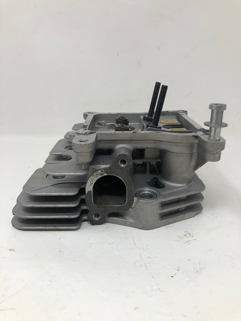 136-7891 Toro RH Cylinder Head + Valve Cover
