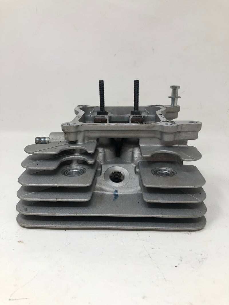136-7891 Toro RH Cylinder Head + Valve Cover