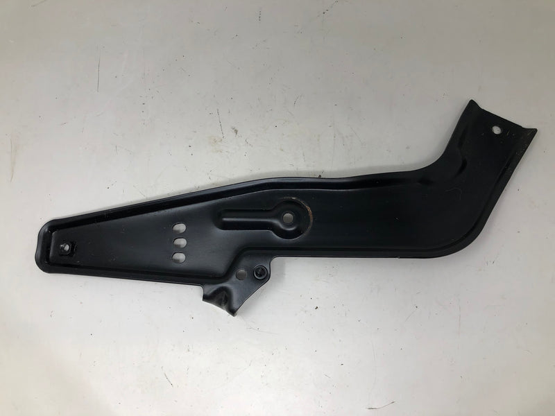 53130-VH7-K00ZA Honda RH Handle Stay Bracket