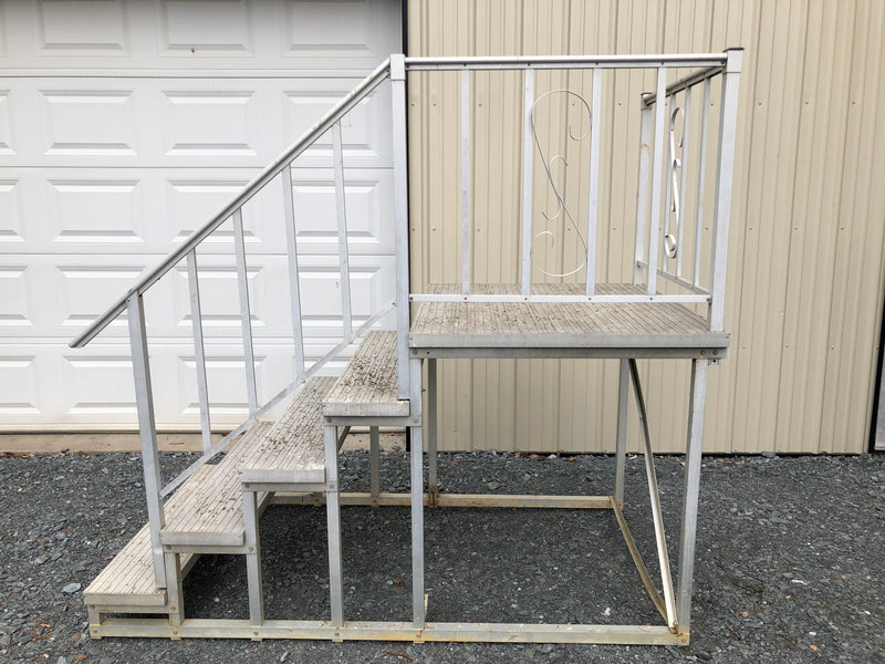 Silver-top Aluminum Stair System & Landing Unit