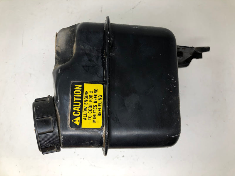 491424 Briggs & Stratton Fuel Tank + Cap + Bracket Control