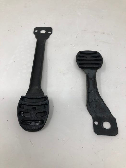 147-0436 Toro Spring Arms