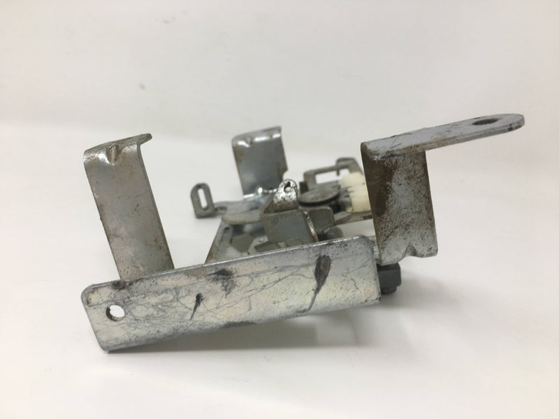 597209 Briggs and Stratton Control Bracket from B&S 790009 Vertical Engine