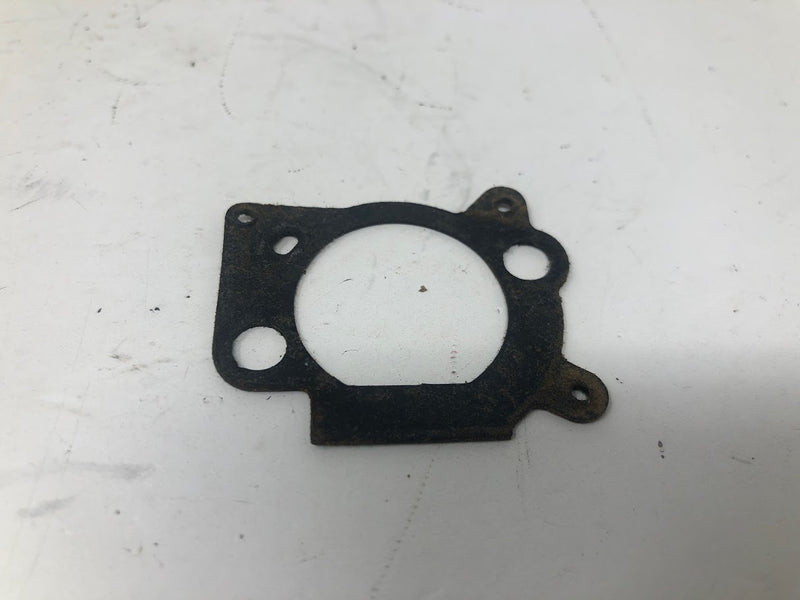 690243 Briggs & Stratton Air Cleaner Base + Cover