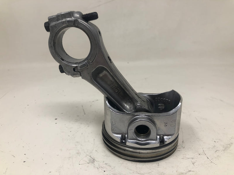 499424 Briggs & Stratton Connecting Rod + Piston Assembly