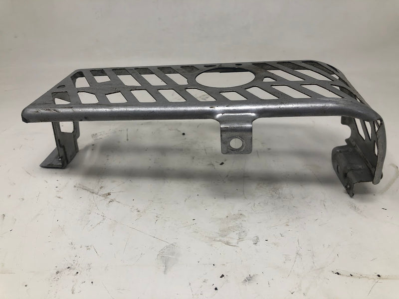 697590 Briggs & Stratton Muffler + Guard