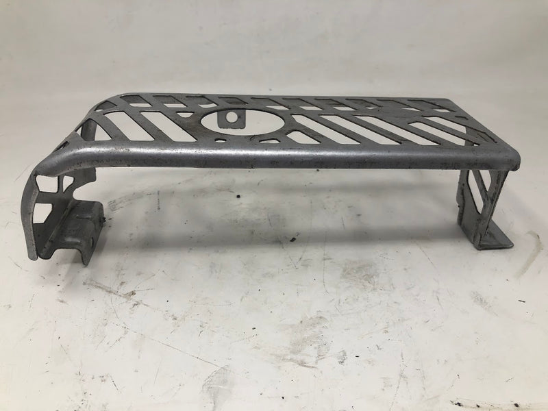 697590 Briggs & Stratton Muffler + Guard