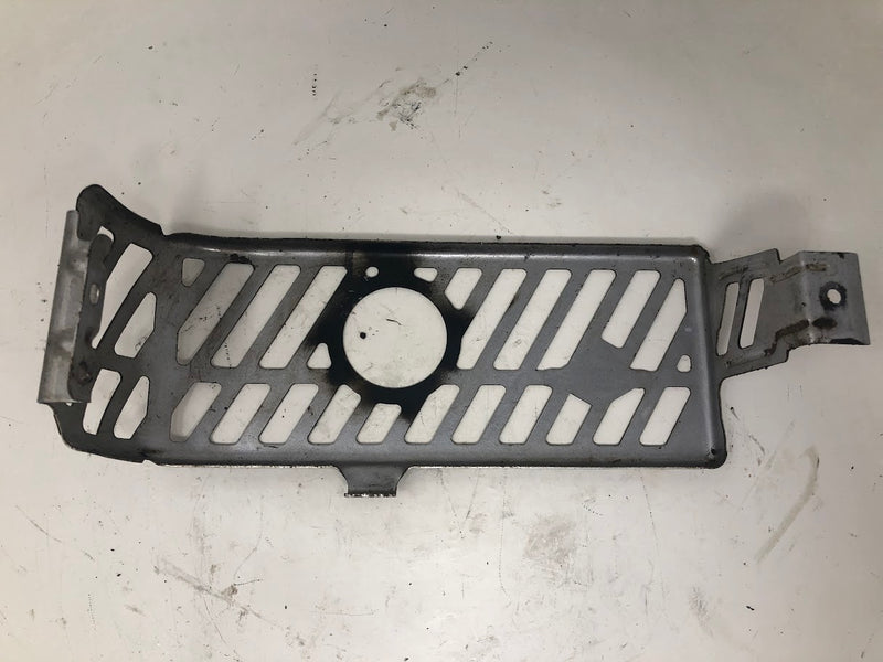 697590 Briggs & Stratton Muffler + Guard