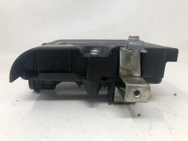 281340 Briggs & Stratton Air Cleaner Cover + Base.