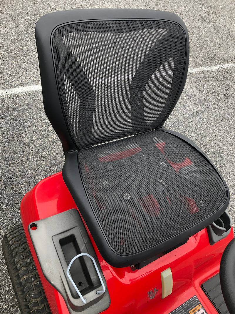 2690846 Snapper 42" Riding Mower (Used)