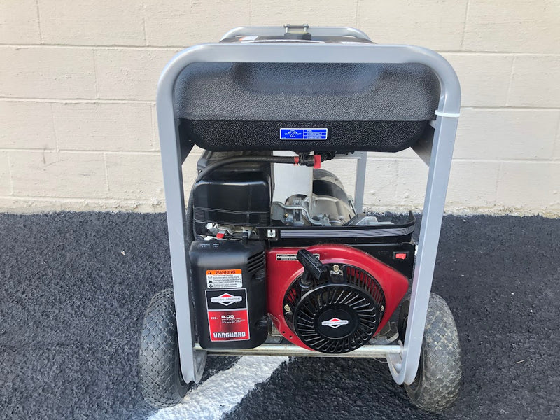 030422 Briggs & Stratton 5000 W Portable Generator
