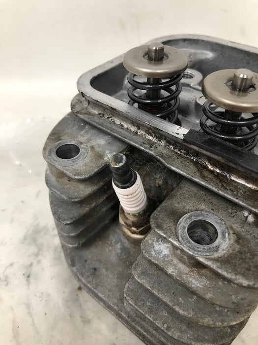 809200 Briggs & Stratton V-Twin Cylinder Head