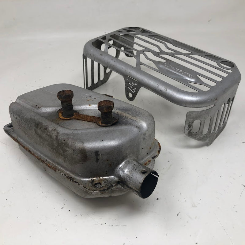 593411 Briggs & Stratton Muffler + Guard