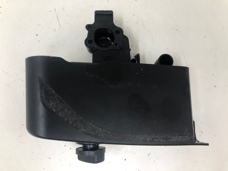 796493 Briggs & Stratton Air Cleaner Cover & Base