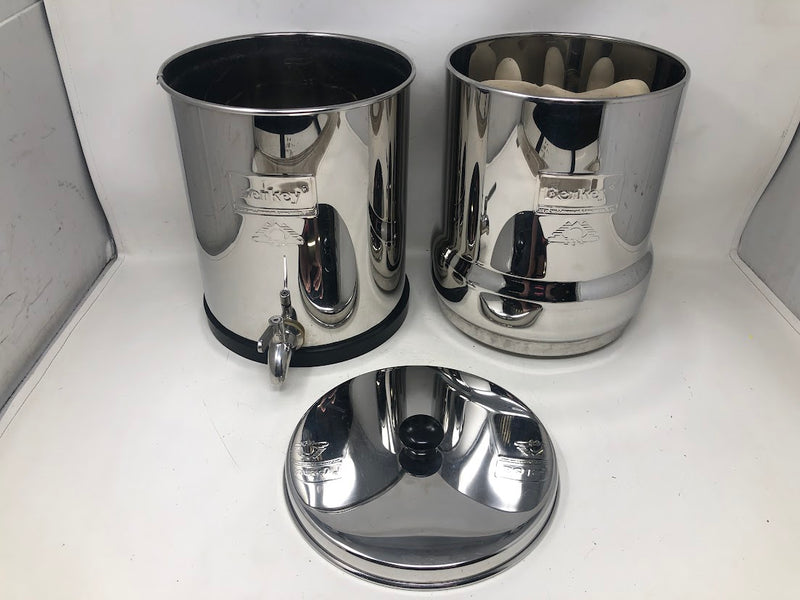 Big Berkey Gravity Fed Water Filtration System + Stainless Steel Spigot & Filters - 2.25 Gal