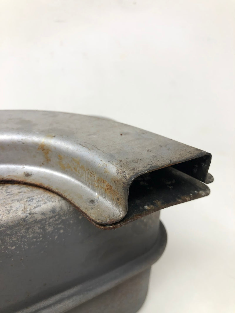 AM138423 John Deere Muffler