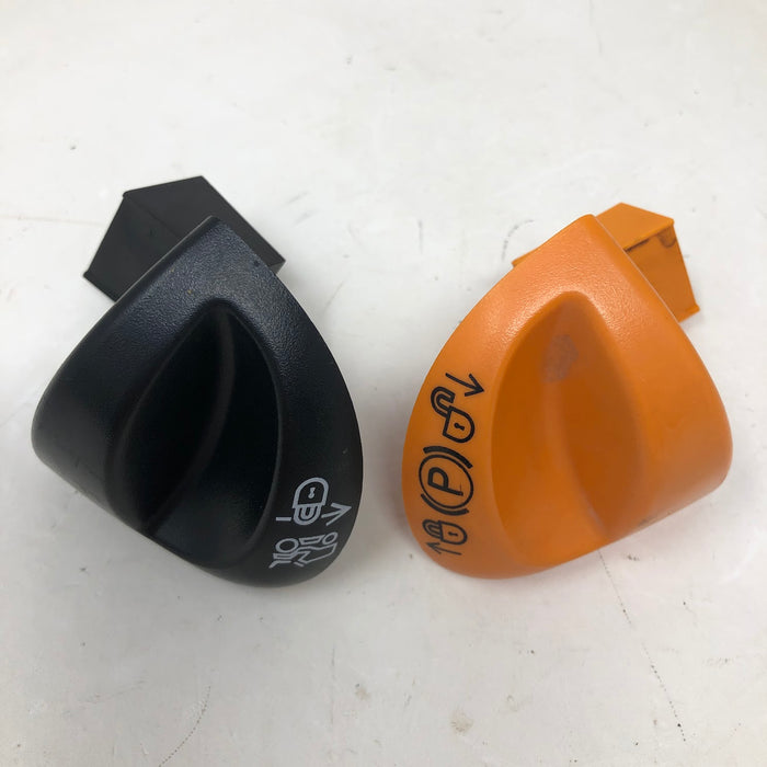 GX20189 John Deere Parking Brake & Cruise Control Knobs