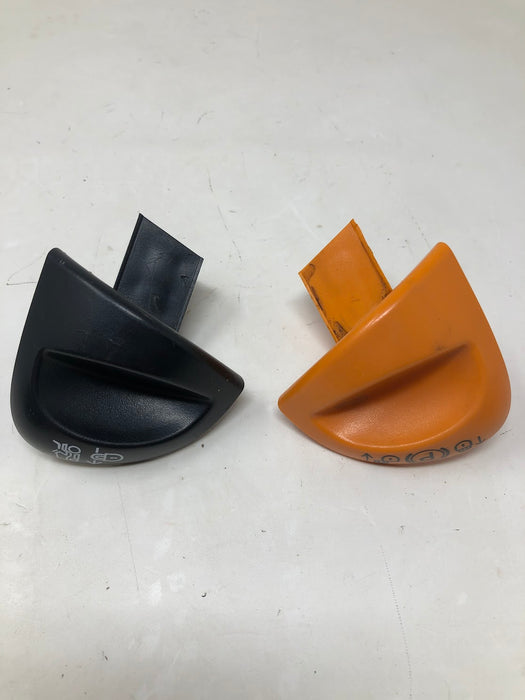 GX20189 John Deere Parking Brake & Cruise Control Knobs