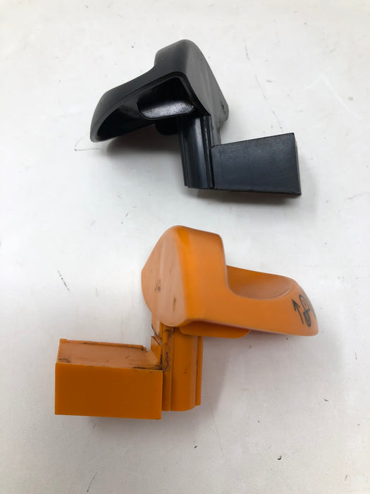 GX20189 John Deere Parking Brake & Cruise Control Knobs
