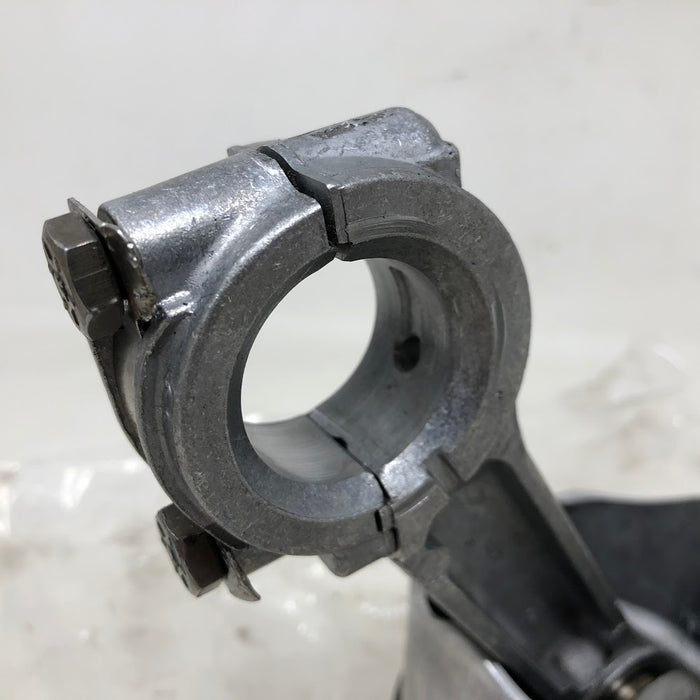 696397 Briggs & Stratton Piston & Rod Assembly