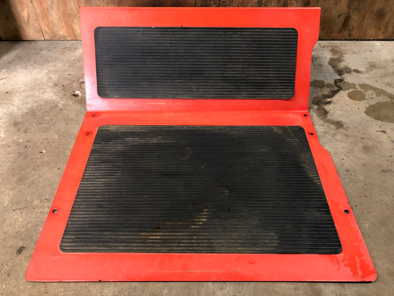 5403953C Simplicity Floor Plate from Simplicity Citation 52" Zero-Turn Mower 5900522