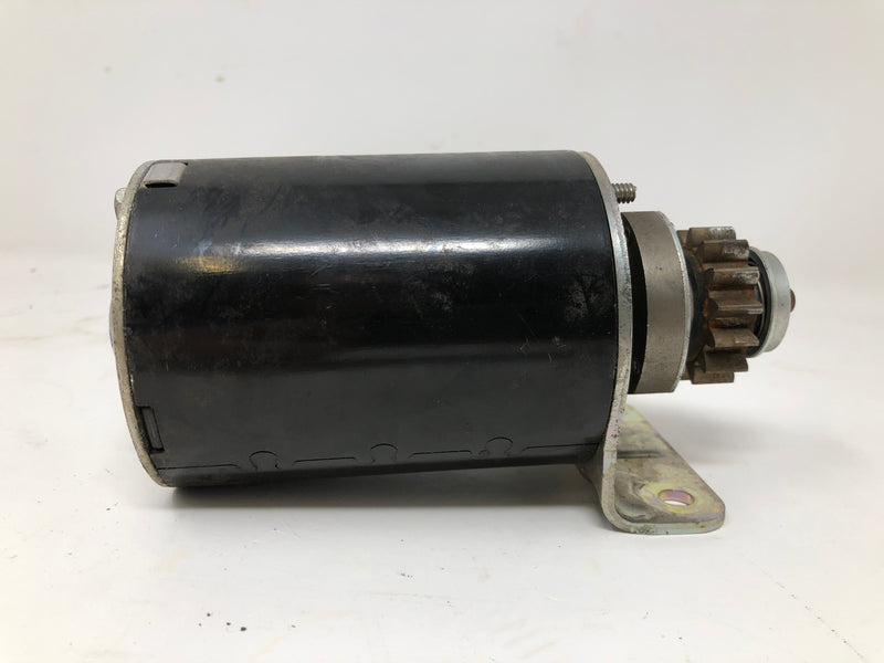 593934 Briggs and Stratton Starter Motor from D110 100 Series Tractor