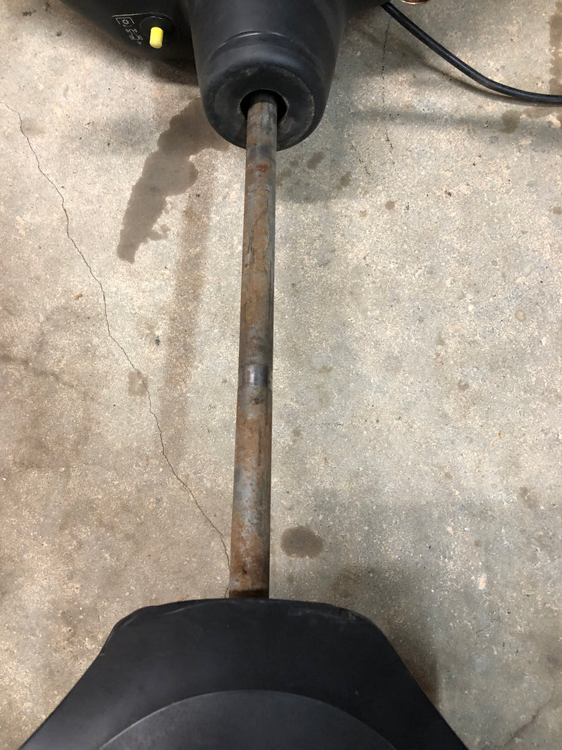 UC15054 John Deere Instrument, Shaft, and Steering Wheel Assembly from D110 100 Series Mower