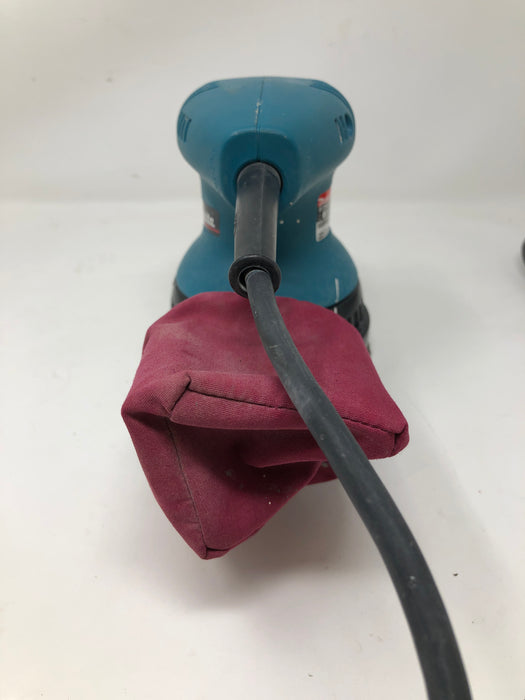 B05010 Makita 5" Random Orbit Sander with Case