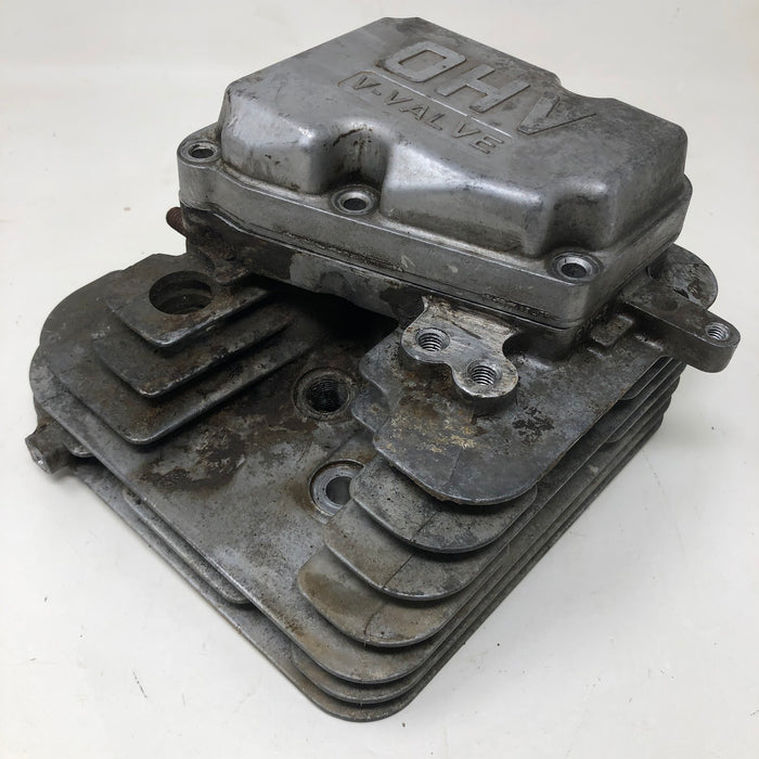 11008A-7040 Kawasaki Cylinder Head Assembly