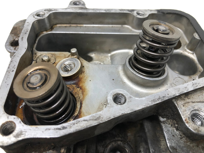 11008A-7040 Kawasaki Cylinder Head Assembly