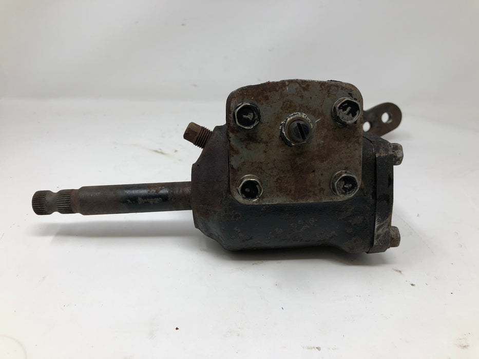 AM103082 John Deere 320 Steering Gear from John Deere 320 Hydraulic Cylinder