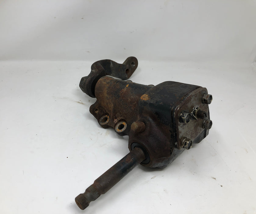 AM103082 John Deere 320 Steering Gear from John Deere 320 Hydraulic Cylinder