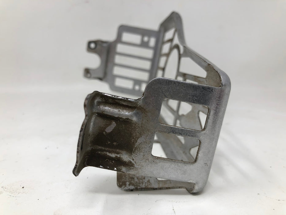 593581 Briggs & Stratton Muffler + Guard