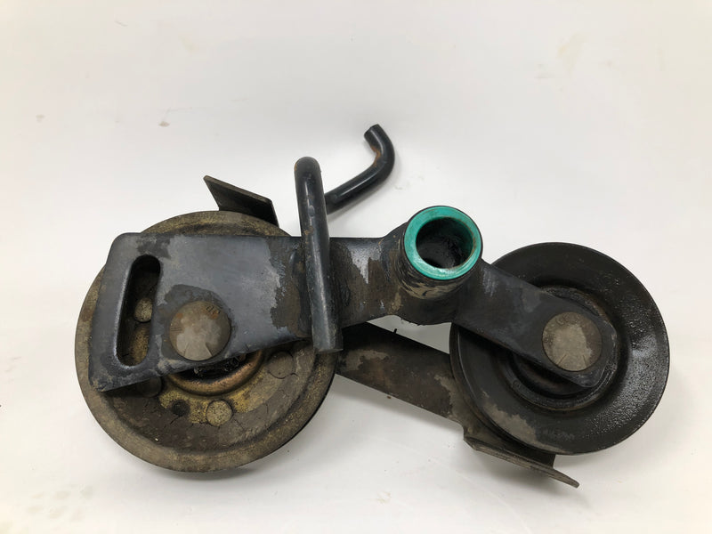 AM103184 John Deere 320 Pivot from John Deere 320 Hydraulic Lift Tractor