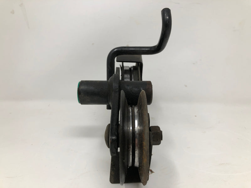 AM103184 John Deere 320 Pivot from John Deere 320 Hydraulic Lift Tractor