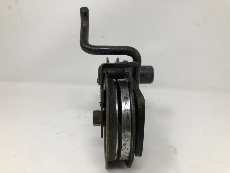 AM103184 John Deere 320 Pivot from John Deere 320 Hydraulic Lift Tractor