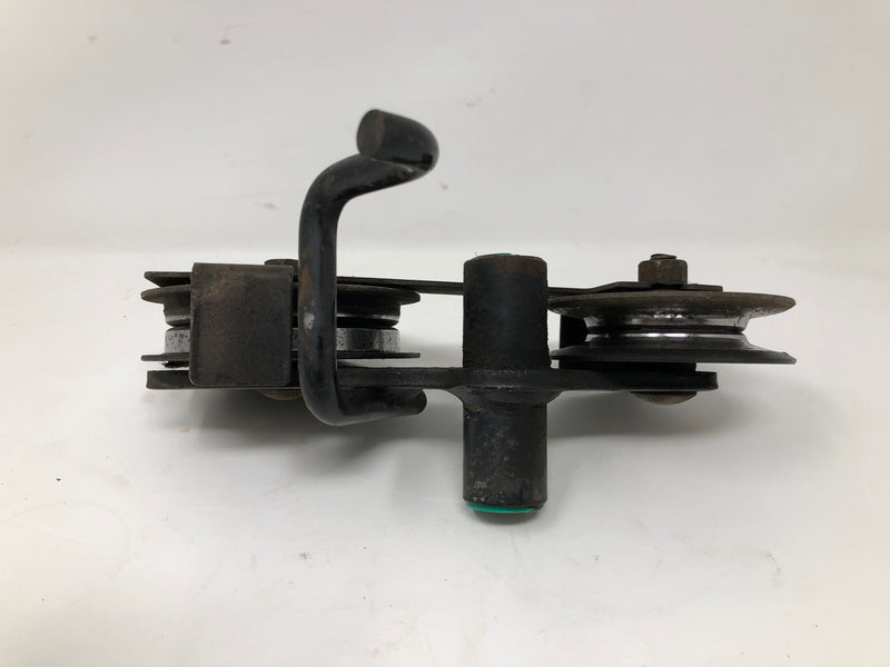 AM103184 John Deere 320 Pivot from John Deere 320 Hydraulic Lift Tractor