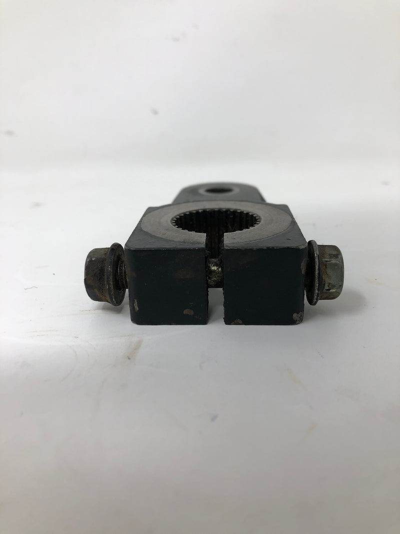 M71015 John Deere 320 Steering Arm from John Deere 320 Hydraulic Lift Tractor