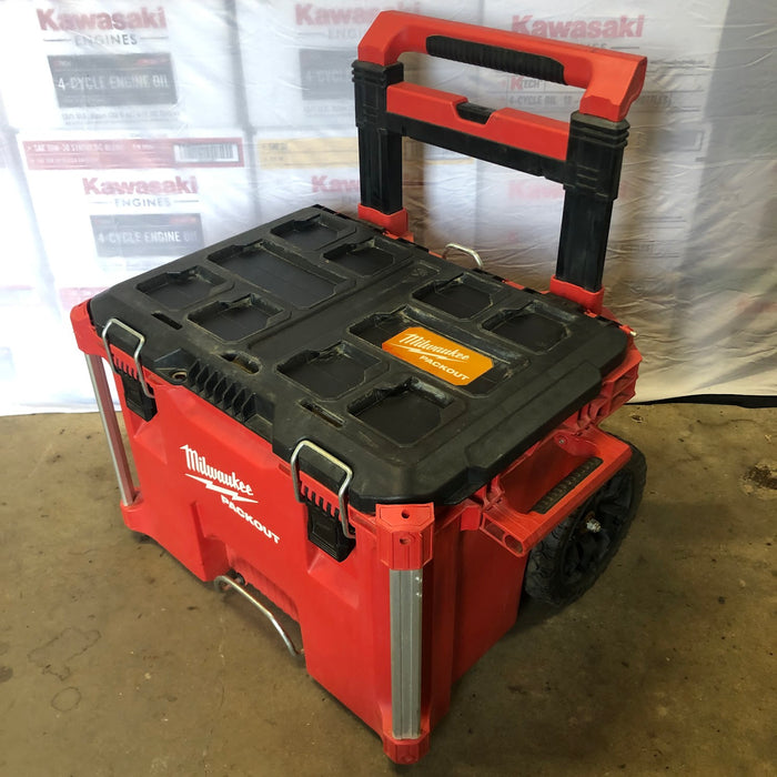 48-22-8426 Milwaukee PACKOUT Rolling Tool Box (Used)