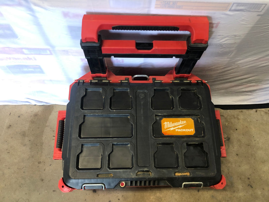 48-22-8426 Milwaukee PACKOUT Rolling Tool Box (Used)