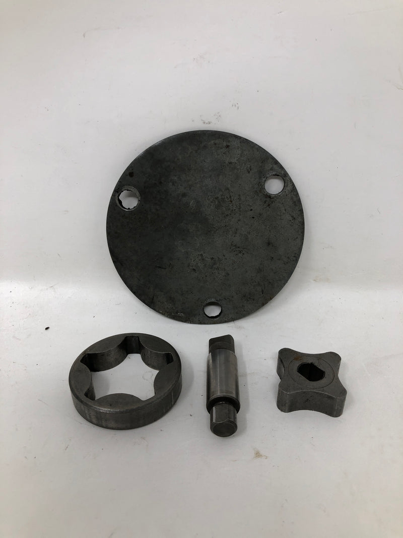 499613 Briggs and Stratton Oil Pump Cover and Parts from B&S 790009 Vertical Engine