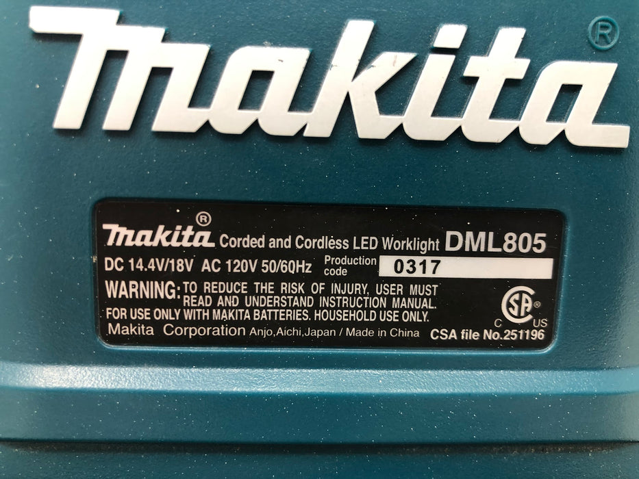 DML805 Makita Corded / Cordless Work Light + Bracket (Used)