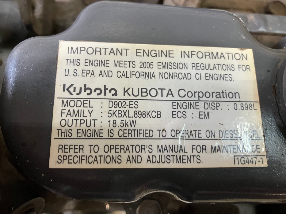 D902-ES Kubota 0.898L Diesel Engine - Removed from Toro Z Master 74265
