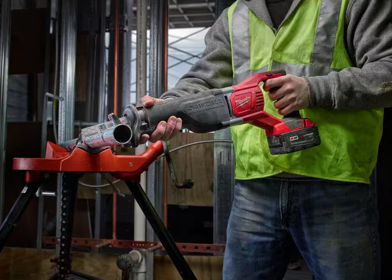 2621-20 Milwaukee M18 SAWZALL Recip Saw (Tool Only)