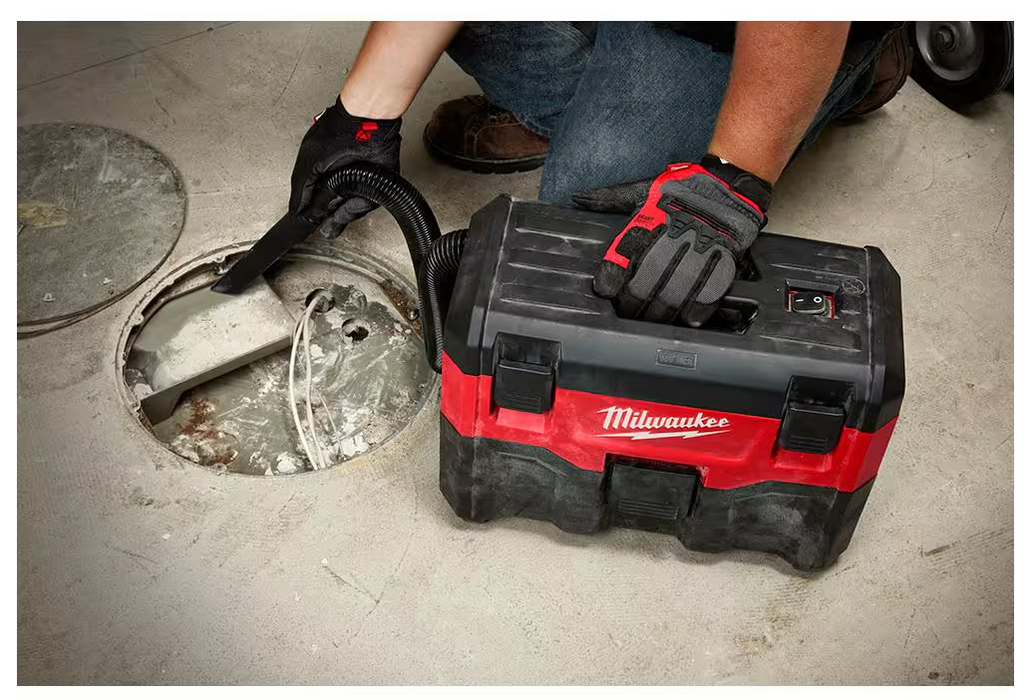 0880-20 Milwaukee M18 2 Gallon Wet/Dry Vacuum