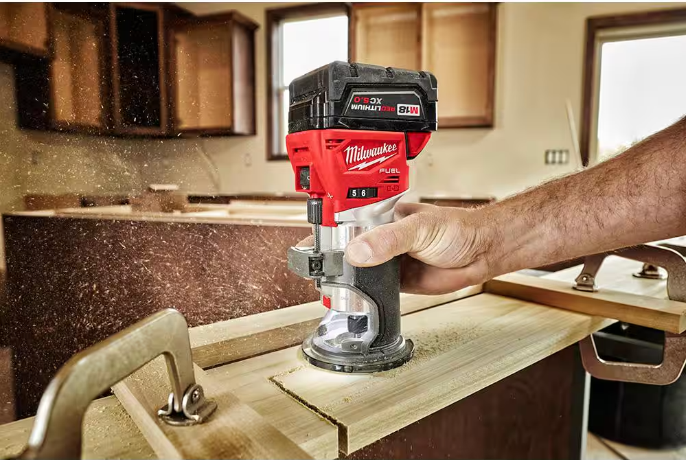 2723-20 Milwaukee M18 Fuel Compact Router (Tool Only)