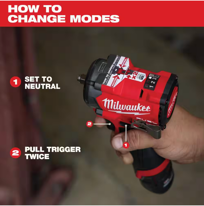 2562-22 Milwaukee M12 Fuel Stubby 3/8" Impact Wrench Kit